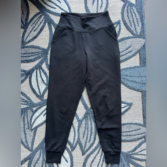 ASSETS by Spanx Ponte Shaping Jogger Black Leggings Pants - Picture 2 of 5